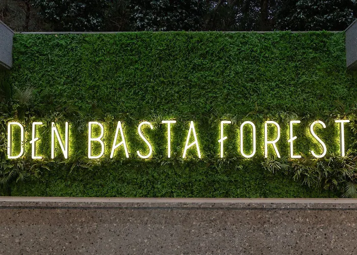 Denbasta Forest 酒店